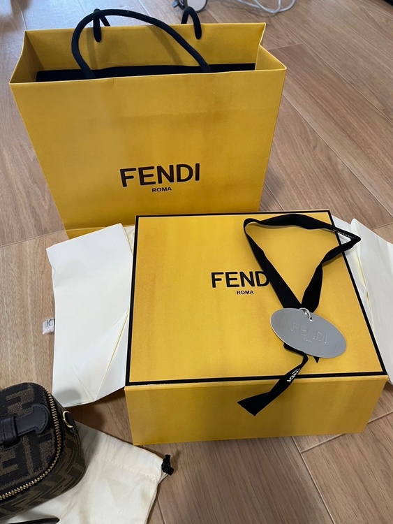 フェンディ（ブランドバッグ）の商品画像 - 査定依頼日：2026年9月16日 - 最高査定価格：140,000円