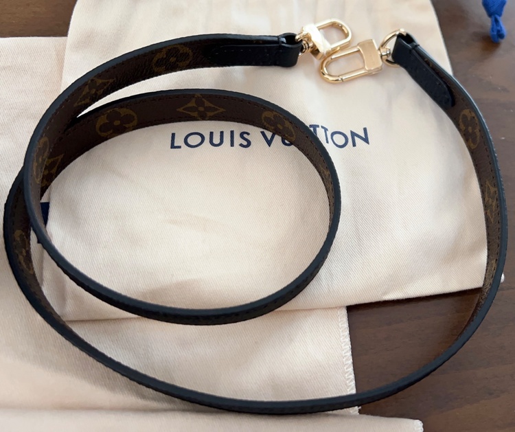 インサイドアウトBB M12099（ブランドバッグ）の商品画像 - 査定依頼日：2026年2月17日 - 最高査定価格：290,000円