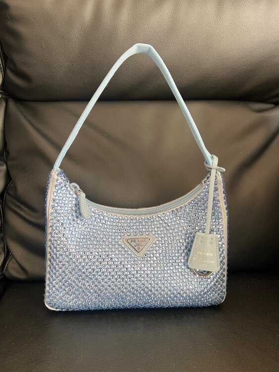 プラダ  （ブランドバッグ）の商品画像 - 査定依頼日：2025年2月26日 - 最高査定価格：180,000円