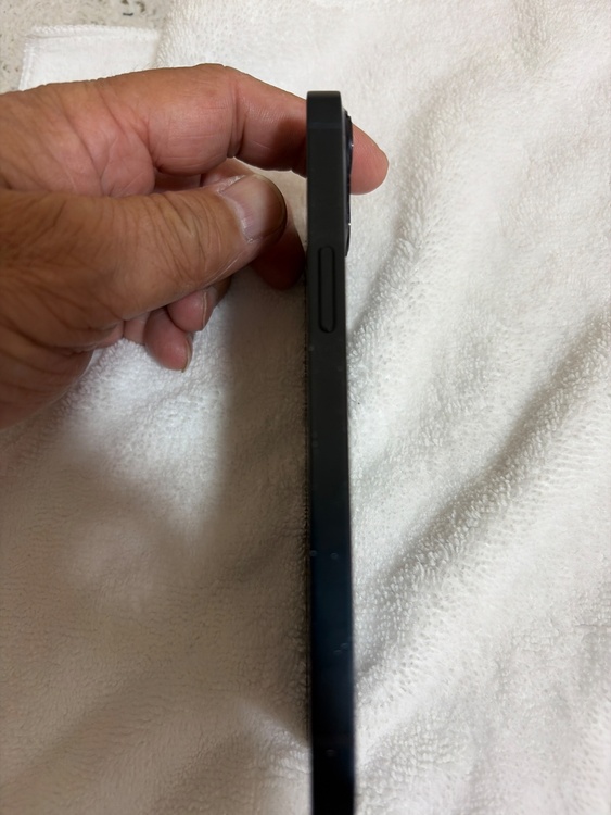 iPhone13（スマホ）の商品画像 - 査定依頼日：2026年8月2日 - 最高査定価格：38,000円