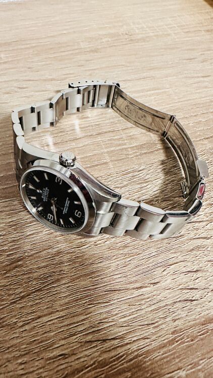 ロレックス エクスプローラー 11427（高級時計）の商品画像 - 査定依頼日：2025年10月18日 - 最高査定価格：930,000円