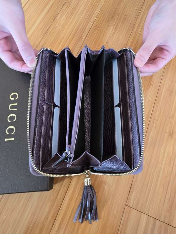 グッチ　長財布（ブランド財布・小物）の商品画像 - 査定依頼日：2025年2月9日 - 最高査定価格：10,000円