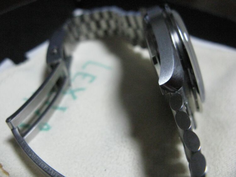 オメガ スピードマスター （高級時計）の商品画像 - 査定依頼日：2025年7月15日 - 最高査定価格：850,000円