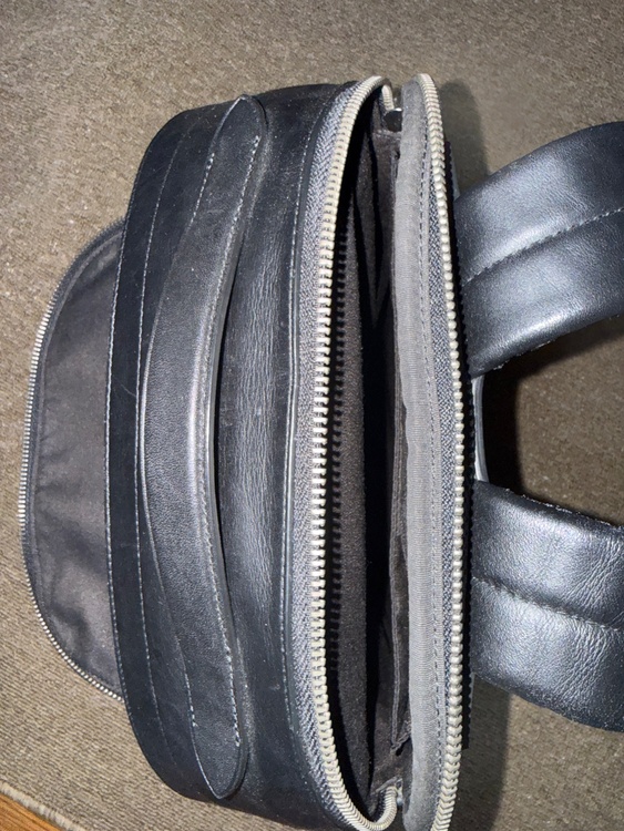 グラハムバックパック 型番: C2934（古着・ファッション）の商品画像 - 査定依頼日：2026年1月26日 - 最高査定価格：5,000円