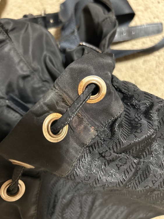 プラダ  （ブランドバッグ）の商品画像 - 査定依頼日：2026年3月11日 - 最高査定価格：30,000円