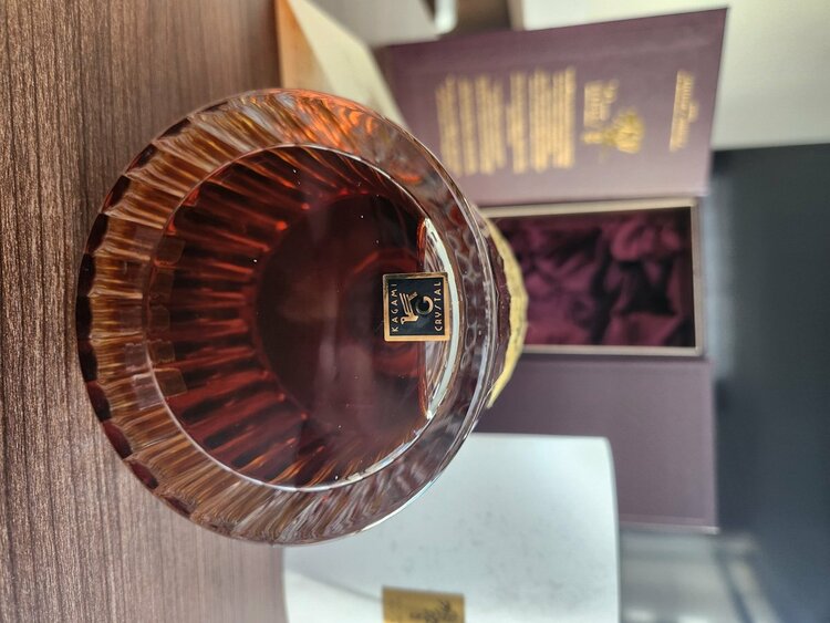 ウイスキー サントリー響 （お酒）の商品画像 - 査定依頼日：2026年4月16日 - 最高査定価格：525,000円