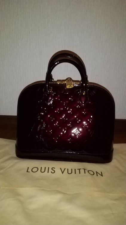 アルマPM  ヴェルニ  アマラント（ブランドバッグ）の商品画像 - 査定依頼日：2022年6月26日 - 最高査定価格：70,000円