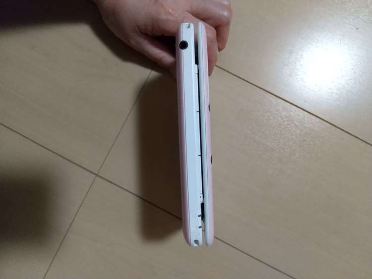 3DSLL（ゲーム機本体・ゲームソフト）の商品画像 - 査定依頼日：2022年8月18日 - 最高査定価格：8,000円