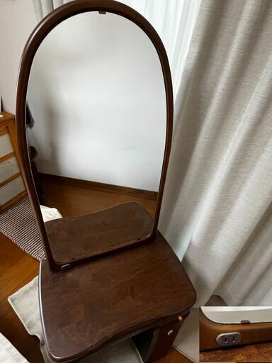 鏡台（家具・寝具）の商品画像 - 査定依頼日：2026年5月31日 - 最高査定価格：5,000円