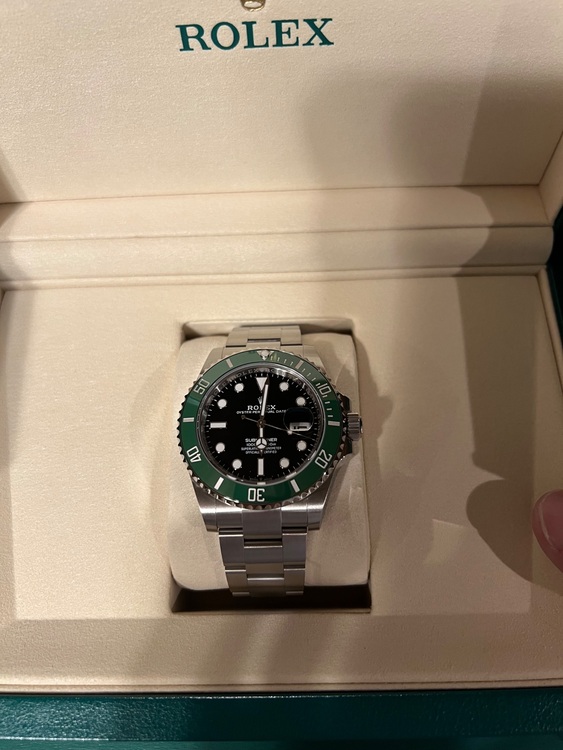 ロレックス サブマリーナー 126610Lu（高級時計）の商品画像 - 査定依頼日：2025年11月15日 - 最高査定価格：2,480,000円