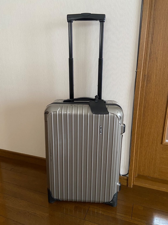 リモワスーツケースサルサ（その他のスポーツ用品）の商品画像 - 査定依頼日：2025年9月13日 - 最高査定価格：26,000円