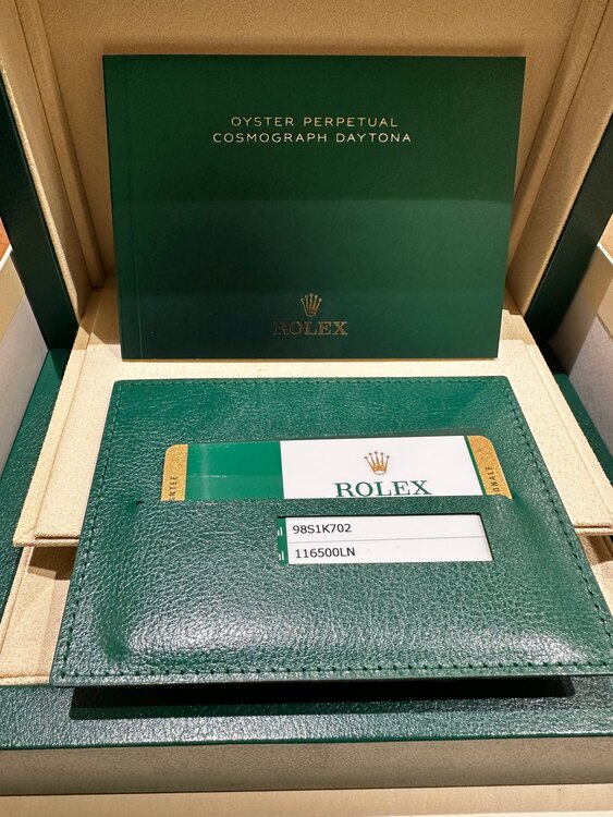 ロレックス デイトナ 11650（高級時計）の商品画像 - 査定依頼日：2025年4月4日 - 最高査定価格：5,050,000円