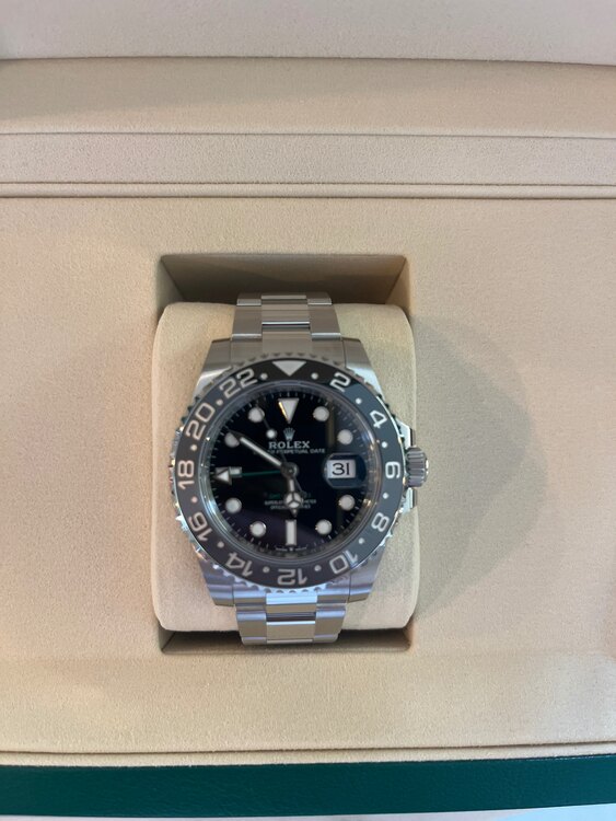 126710GRNR（高級時計）の商品画像 - 査定依頼日：2025年5月31日 - 最高査定価格：2,520,000円