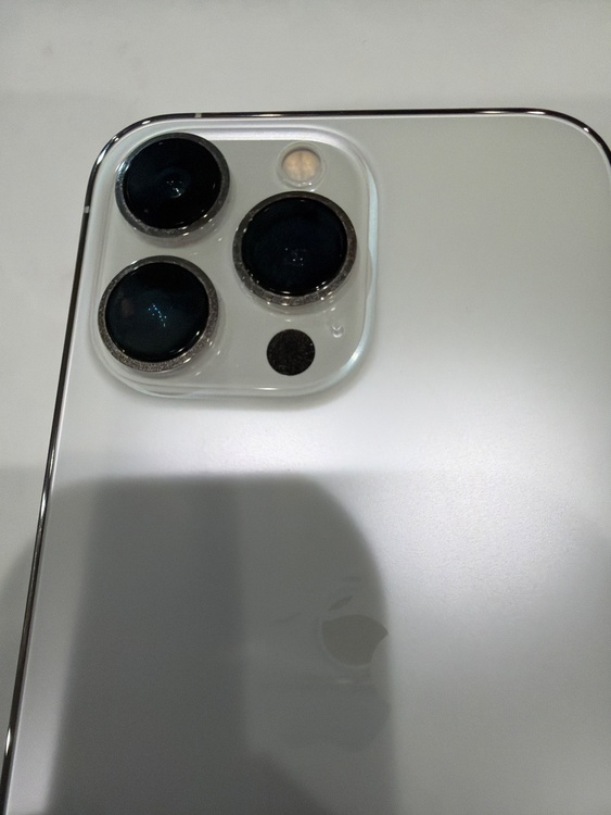 iPhone iPhone 13 Pro 256GB SIMフリー（スマホ）の商品画像 - 査定依頼日：2026年9月30日 - 最高査定価格：54,000円