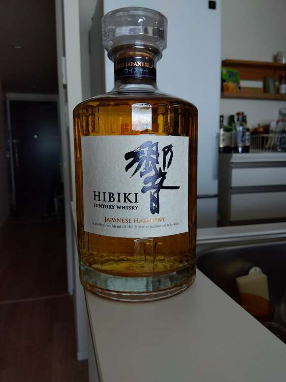 響ジャパニーズハーモニー（お酒）の商品画像 - 査定依頼日：2025年5月13日 - 最高査定価格：10,200円