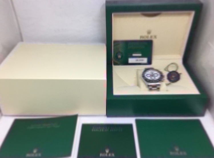 コスモグラフ デイトナ 116500LN（高級時計）の商品画像 - 査定依頼日：2022年7月26日 - 最高査定価格：4,150,000円