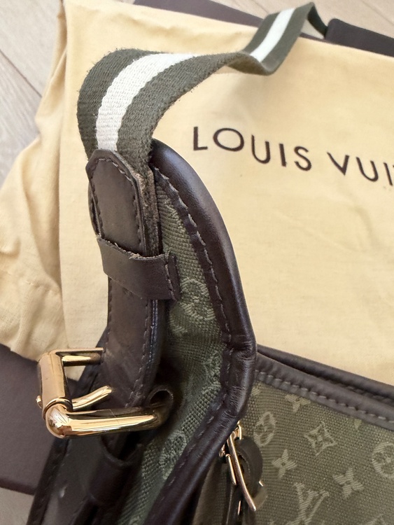 LOUIS VUITTON ルイ ヴィトン モノグラムミニ ブザス マリーケイト（ブランドバッグ）の商品画像 - 査定依頼日：2026年4月3日 - 最高査定価格：30,000円