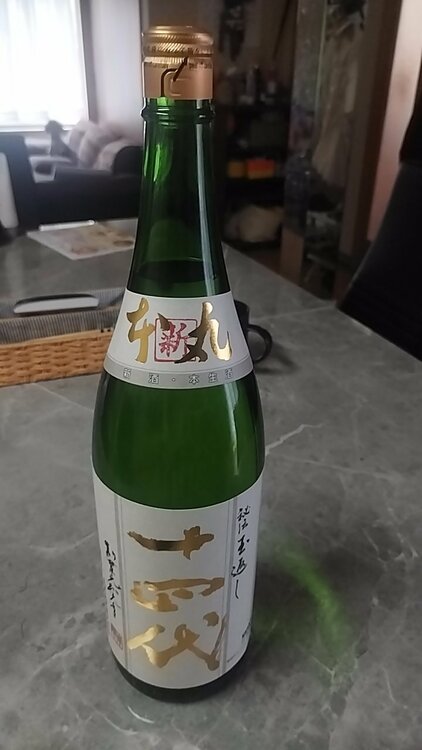 日本酒 十四代（お酒）の商品画像 - 査定依頼日：2026年9月18日 - 最高査定価格：20,000円