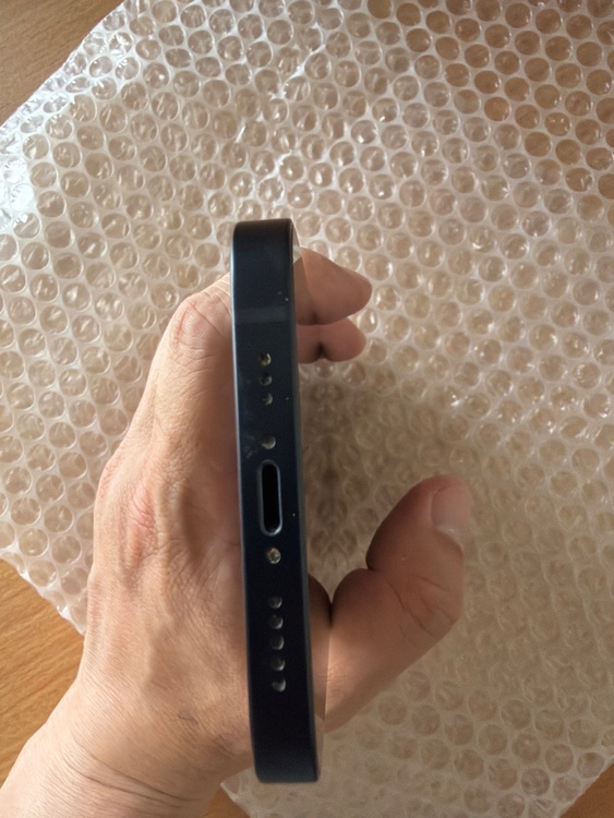 iPhone iPhone 12 128GB SIMフリー（スマホ）の商品画像 - 査定依頼日：2026年5月29日 - 最高査定価格：27,000円