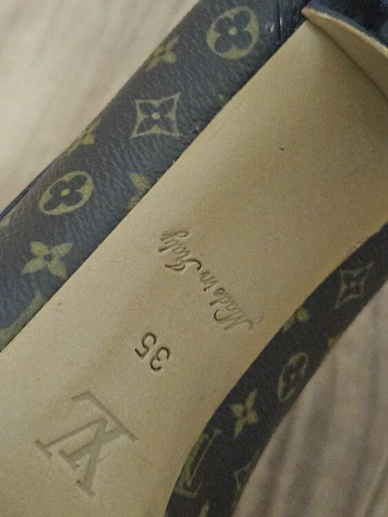 モノグラムパンプス（古着・ファッション）の商品画像 - 査定依頼日：2025年6月24日 - 最高査定価格：20,000円