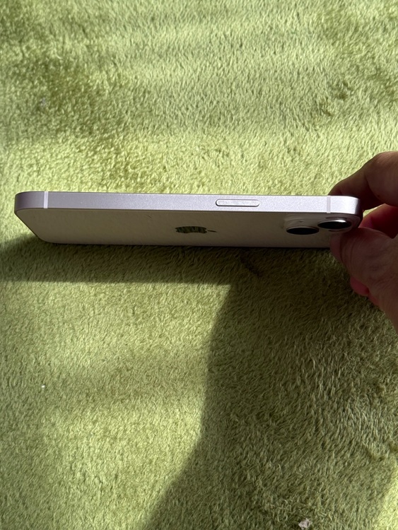 iPhone13 ピンク（スマホ）の商品画像 - 査定依頼日：2025年9月7日 - 最高査定価格：43,000円