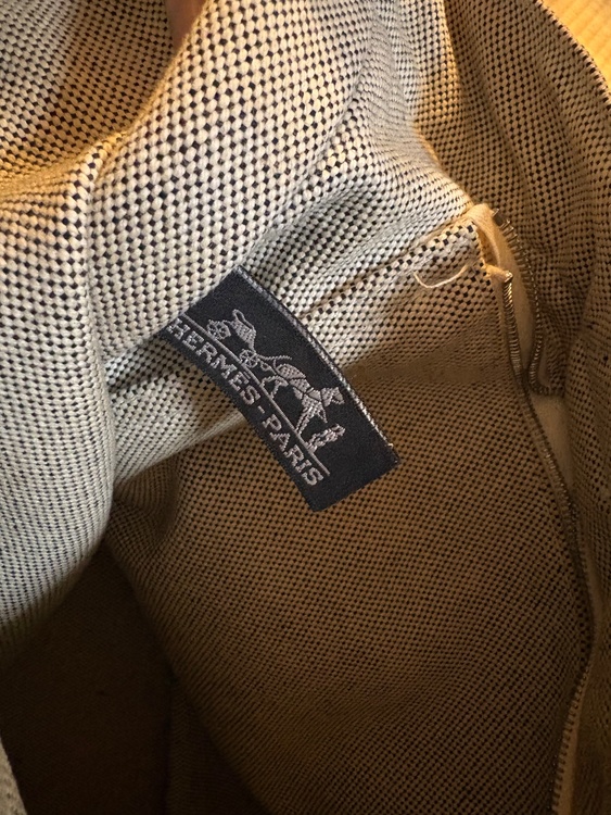 フールトゥトートMM（ブランドバッグ）の商品画像 - 査定依頼日：2025年12月23日 - 最高査定価格：20,000円