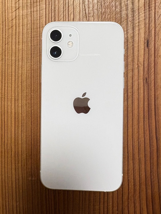 iPhone 12 64GB SIMフリー（スマホ）の商品画像 - 査定依頼日：2026年3月6日 - 最高査定価格：20,000円