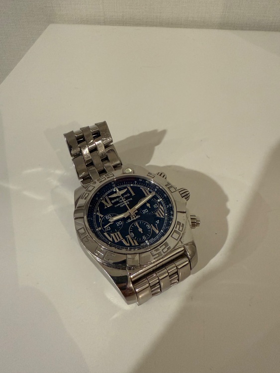 ブライトリング クロノマット A011B56p（高級時計）の商品画像 - 査定依頼日：2025年11月9日 - 最高査定価格：400,000円