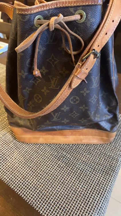 ルイヴィトン モノグラム （ブランドバッグ）の商品画像 - 査定依頼日：2025年6月21日 - 最高査定価格：40,000円