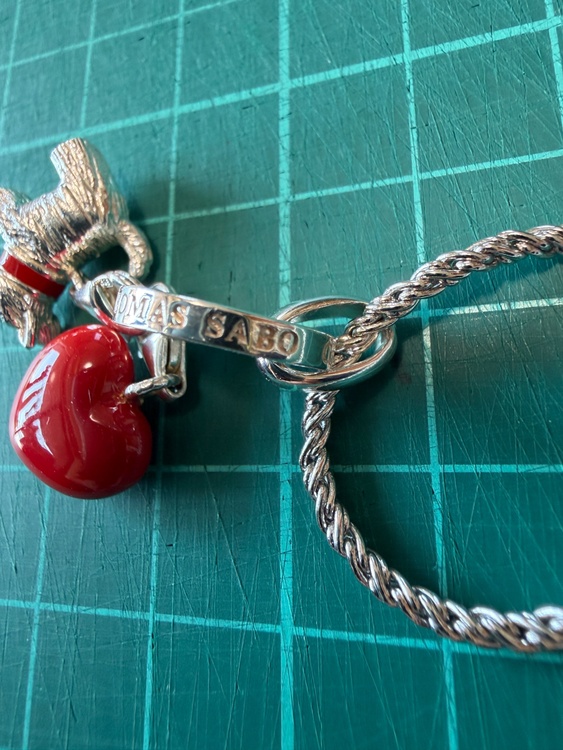 スワロスキー（金・貴金属）の商品画像 - 査定依頼日：2026年3月25日 - 最高査定価格：2,000円