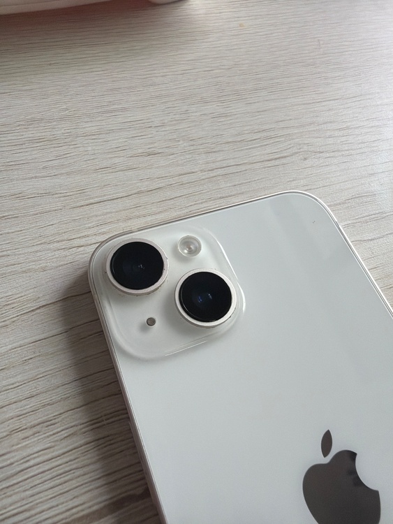 iPhone iPhone 14 128GB SIMフリー（スマホ）の商品画像 - 査定依頼日：2026年9月18日 - 最高査定価格：43,500円