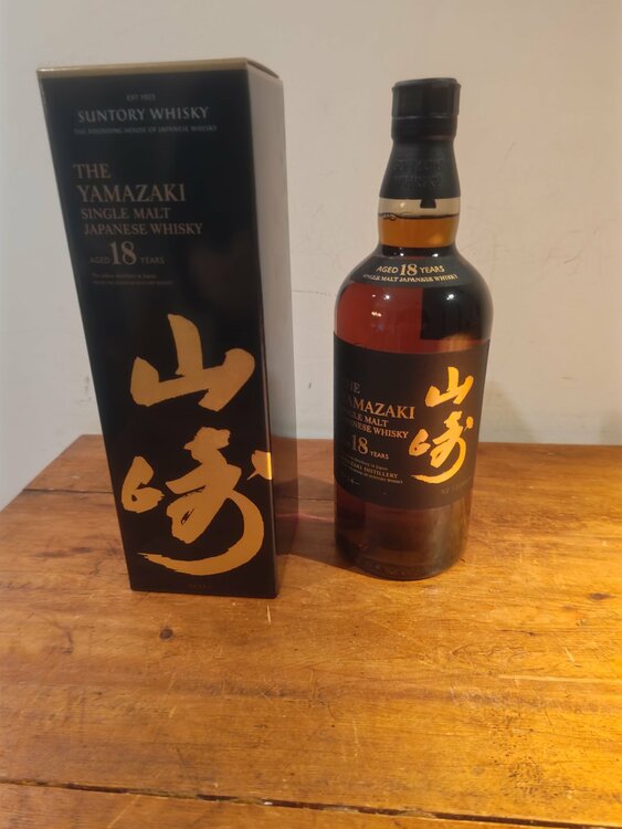 山崎18年（お酒）の商品画像 - 査定依頼日：2026年6月5日 - 最高査定価格：94,000円