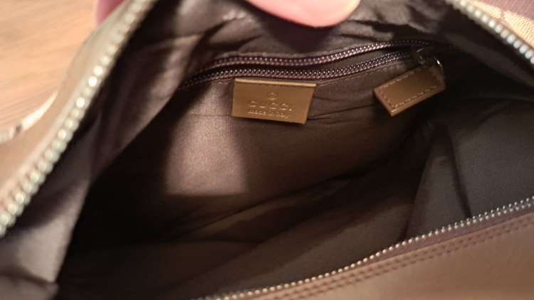 ワンショルダーバッグ（ブランドバッグ）の商品画像 - 査定依頼日：2023年7月20日 - 最高査定価格：30,000円