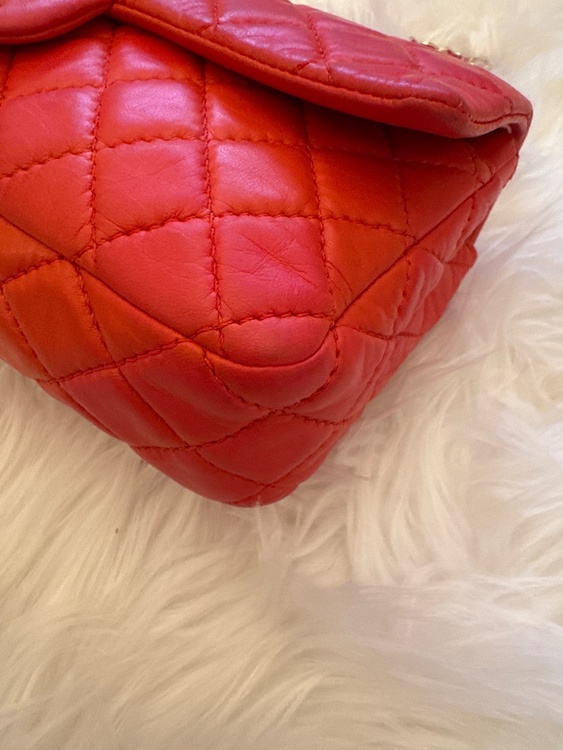 マトラッセ　ラムスキン　赤（ブランドバッグ）の商品画像 - 査定依頼日：2026年3月25日 - 最高査定価格：320,000円