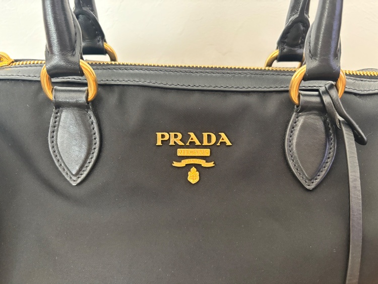 PRADAミニボストン（ブランドバッグ）の商品画像 - 査定依頼日：2026年3月29日 - 最高査定価格：100,000円
