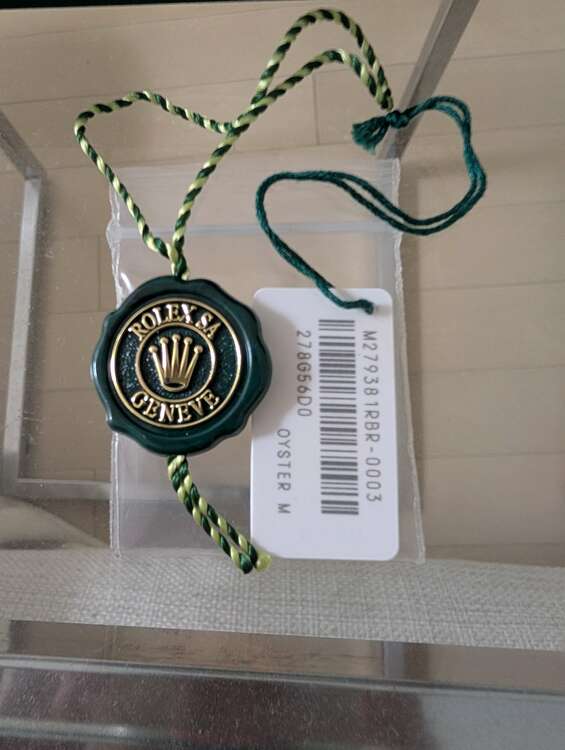 ロレックス デイトナ （高級時計）の商品画像 - 査定依頼日：2025年3月18日 - 最高査定価格：2,300,000円