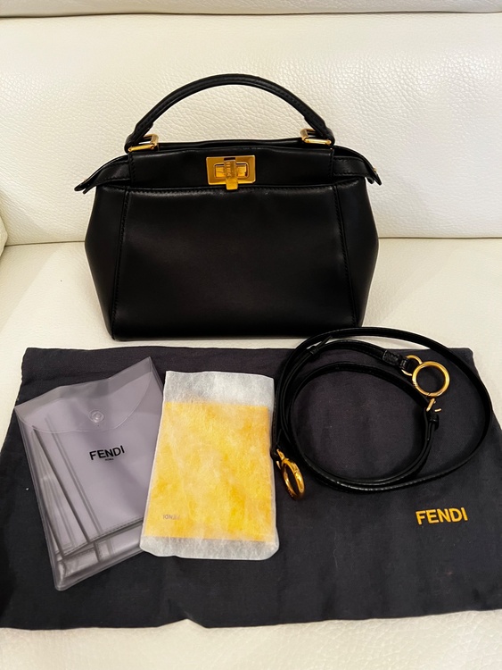 ピーカブー ミニ（ブランドバッグ）の商品画像 - 査定依頼日：2026年1月5日 - 最高査定価格：150,000円