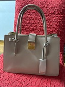 ミュウミュウ  （ブランドバッグ）の商品画像 - 査定依頼日：2025年9月20日 - 最高査定価格：55,000円