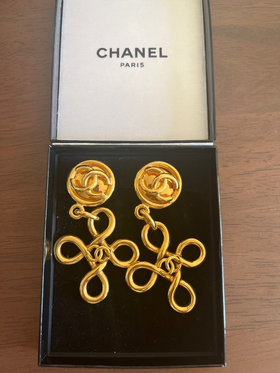 シャネルヴィンテージイヤリング（金・貴金属）の商品画像 - 査定依頼日：2023年10月12日 - 最高査定価格：100,000円