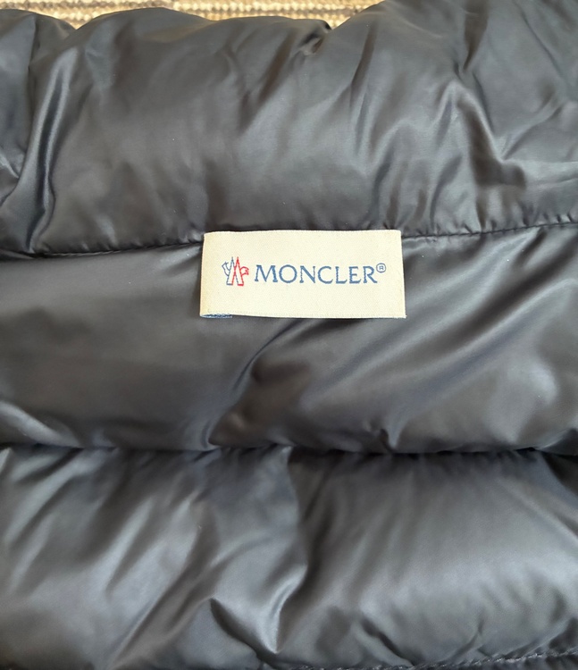 ダウンジャケット（古着・ファッション）の商品画像 - 査定依頼日：2026年1月15日 - 最高査定価格：40,000円