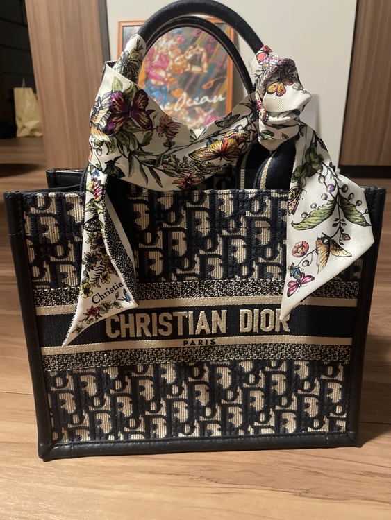 ディオール  （ブランドバッグ）の商品画像 - 査定依頼日：2025年9月29日 - 最高査定価格：240,000円