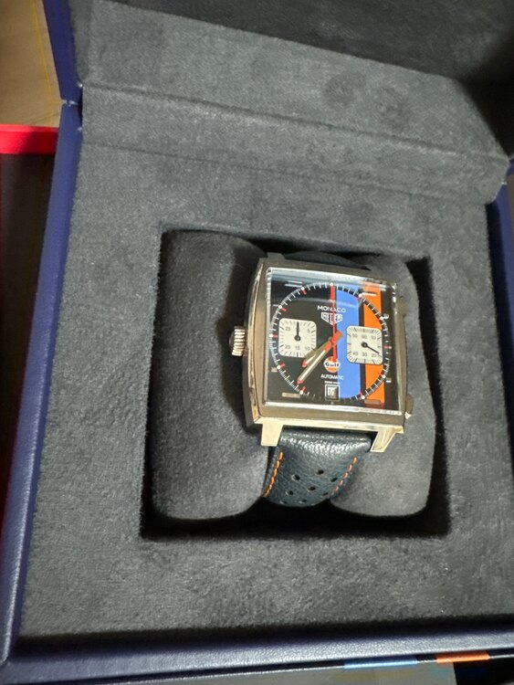 タグホイヤー モナコ （高級時計）の商品画像 - 査定依頼日：2025年4月29日 - 最高査定価格：700,000円