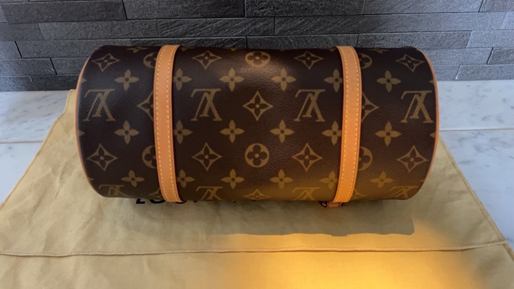 ルイヴィトン モノグラム （ブランドバッグ）の商品画像 - 査定依頼日：2026年2月8日 - 最高査定価格：95,000円