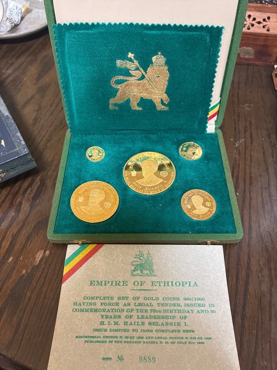 エチオピア皇帝記念6枚金貨　コロンビア1966年記念6枚コインユーゴスラビア19（金・貴金属）の商品画像 - 査定依頼日：2026年5月9日 - 最高査定価格：9,200,000円