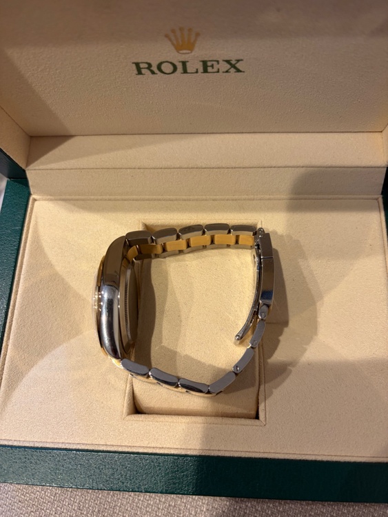 ロレックス デイトナ 11652（高級時計）の商品画像 - 査定依頼日：2026年2月3日 - 最高査定価格：2,600,000円