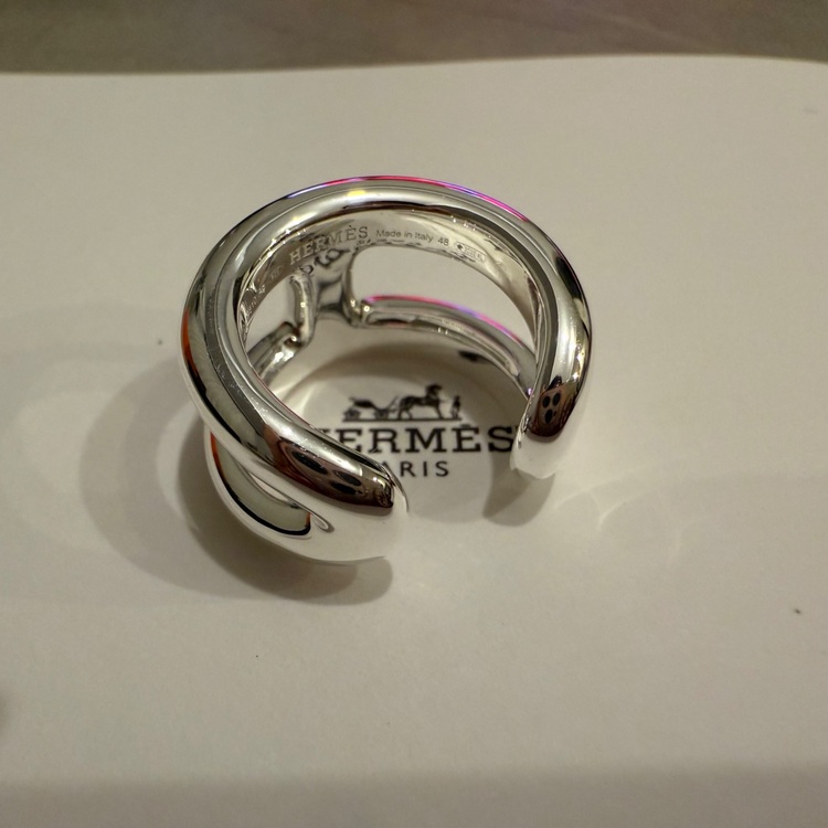 エルメス　オスモズPM 48（金・貴金属）の商品画像 - 査定依頼日：2025年10月4日 - 最高査定価格：120,000円