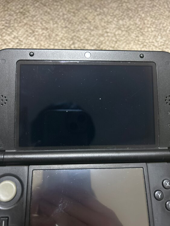 3DSLL（ゲーム機本体・ゲームソフト）の商品画像 - 査定依頼日：2025年1月10日 - 最高査定価格：7,000円