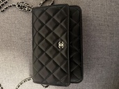 シャネル ココマーク チェーン ウォレットマトラッセショルダーバッグキャビアスキ（ブランドバッグ）の商品画像 - 査定依頼日：2025年12月21日 - 最高査定価格：200,000円