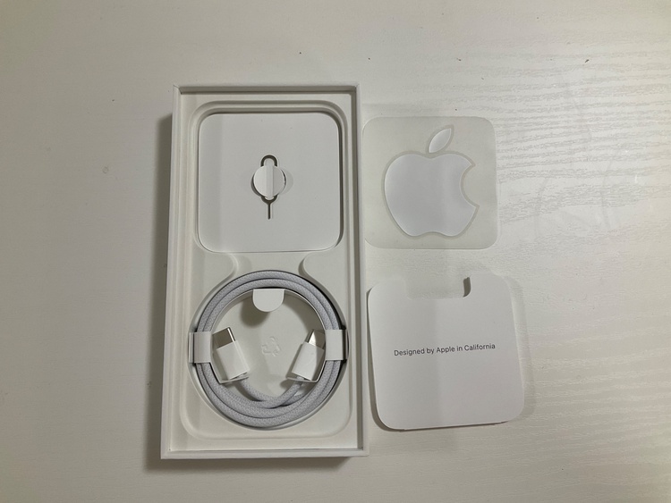 iPhone 15 Pro 128GB SIMフリー（スマホ）の商品画像 - 査定依頼日：2026年4月28日 - 最高査定価格：74,000円