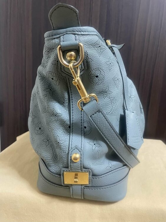 マヒナ PM（ブランドバッグ）の商品画像 - 査定依頼日：2026年3月26日 - 最高査定価格：120,000円